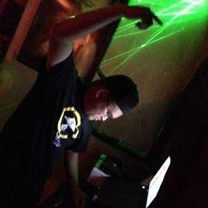 Meet your Posher, Peter